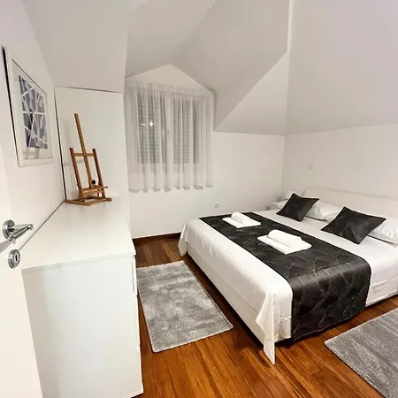 Sky - Beautiful Rooftop With Shared Pool * スプリト